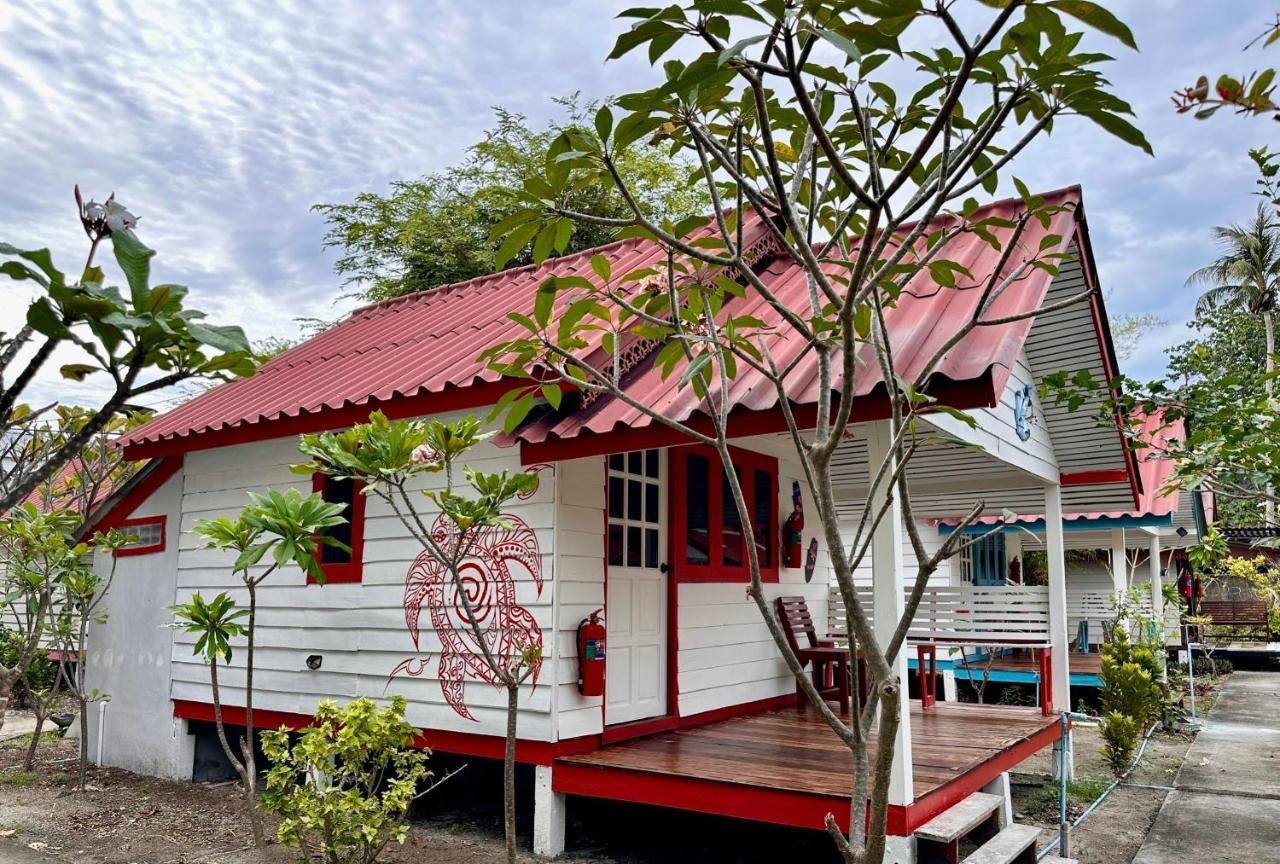 Lipe Power Beach Resort Ngoại thất bức ảnh